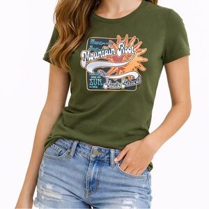 Mountain Root Music Festival Graphic Tee Juniors Small Olive Green Fitted